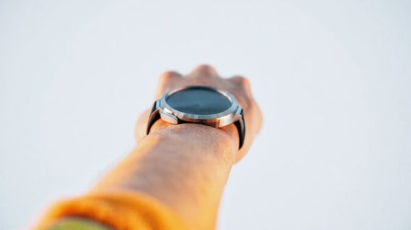 Pourquoi choisir un bracelet travailleur isolé pour la sécurité